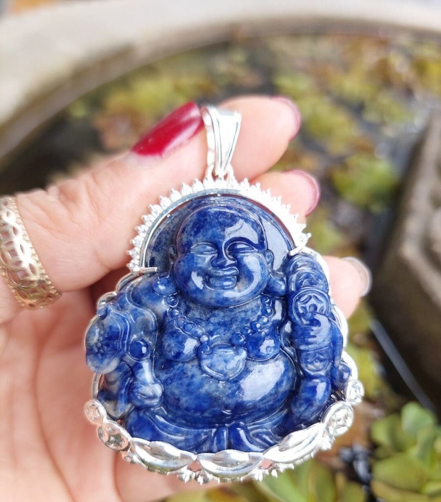 Việc bảo quản trang sức ngọc đúng cách là điều cần thiết