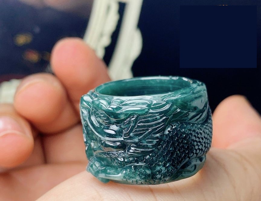 Nhẫn ngọc - quà tặng trang sức ngọc cho phái mạnh